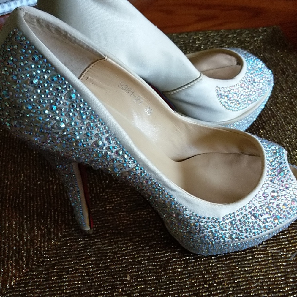 Shoes designer - Picture 3 of 3